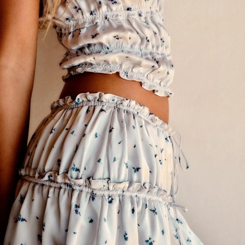 NWT Zara satin floral mini skirt - Picture 9 of 12